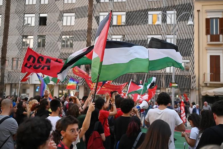 Flotilla verso Gaza: il piano Israele &egrave; affondare le navi. Meloni esorta a fermarsi