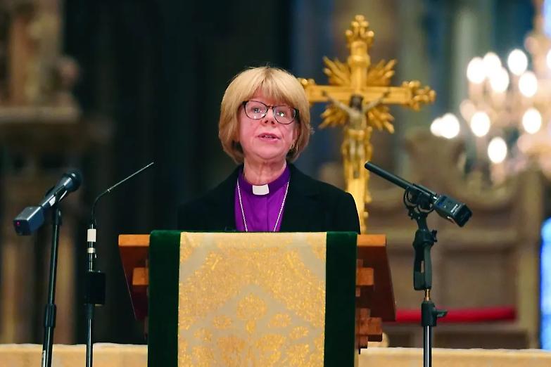 Una donna a capo della Chiesa d&rsquo;Inghilterra: ecco Sarah Mullally