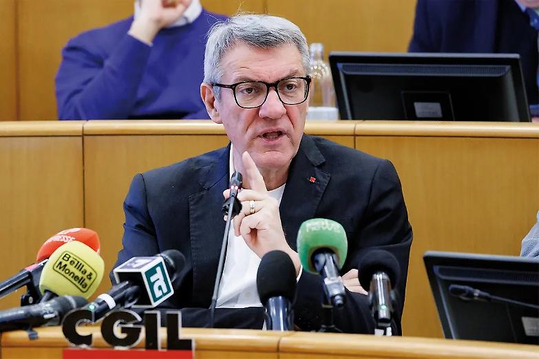 Landini attacca Meloni: &laquo;Complice del genocidio&raquo;. &Egrave; il M&eacute;lenchon d &rsquo;Italie...