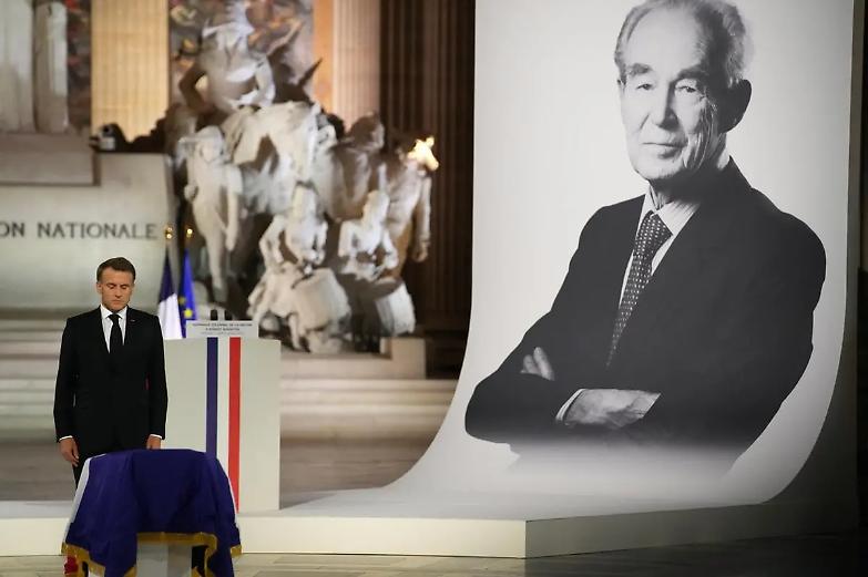 Robert Badinter, il volto coraggioso della giustizia