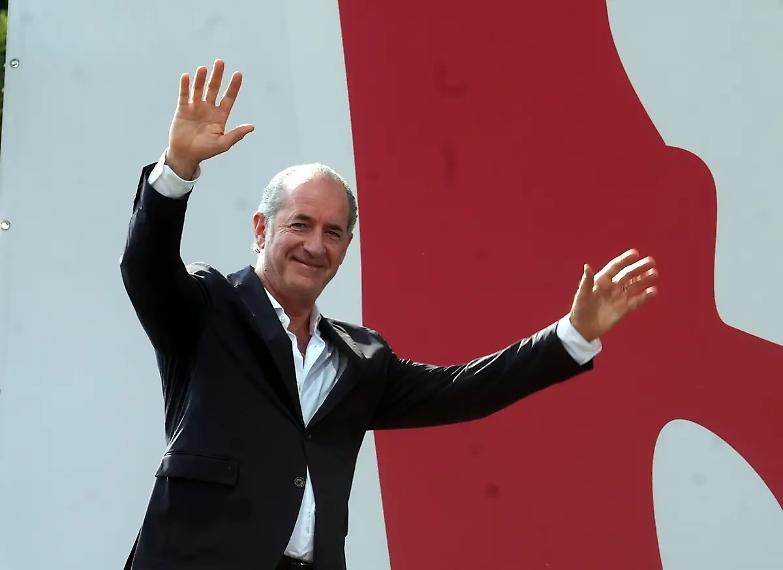 Zaia sfida i veti e si candida in tutte le province: &laquo;Non mi fermeranno&raquo;