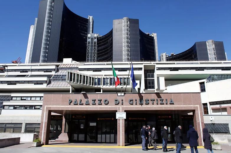 E il provveditore di Napoli reclut&ograve; gli studenti: &ldquo;Tutti all&rsquo;evento dell&rsquo;Anm!&rdquo;