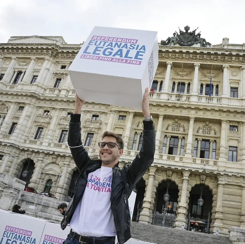 Stallo sull&rsquo;iter del fine vita, opposizioni all&rsquo;attacco: &laquo;La destra fa ostruzionismo&raquo;