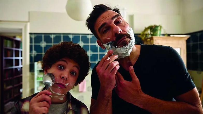 &ldquo;Per te&rdquo;: come spiegare la vita a un figlio prima che scivoli via dalle mani