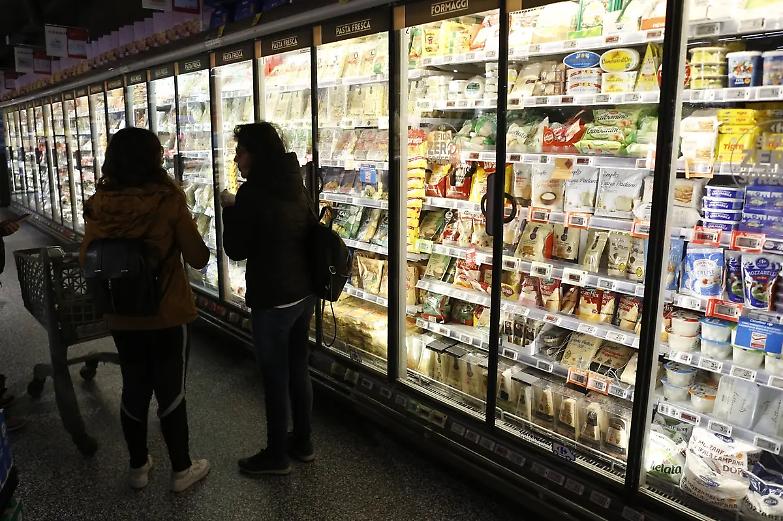 Sindacati e imprese all&rsquo;attacco: &laquo;La manovra &egrave; inadeguata e penalizza la crescita&raquo;