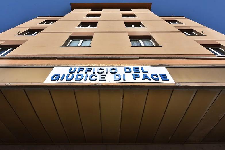 Giudice di pace di Marano, l&rsquo;ufficio va chiuso e l&rsquo;avvocatura insorge