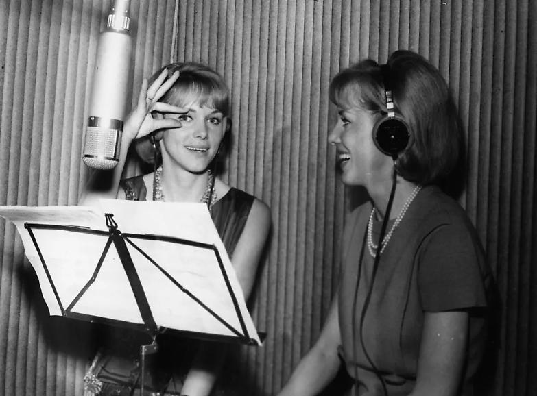 Le gemelle Kessler e quella scelta su cui tutti pretendono di mettere bocca