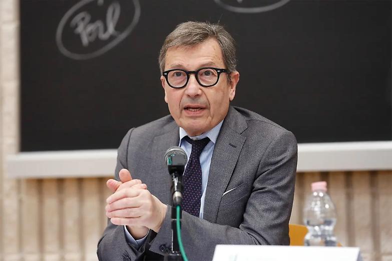 Separazione delle carriere, Petrelli rilancia il S&igrave;, cita Gratteri e difende il sorteggio dei membri del Csm