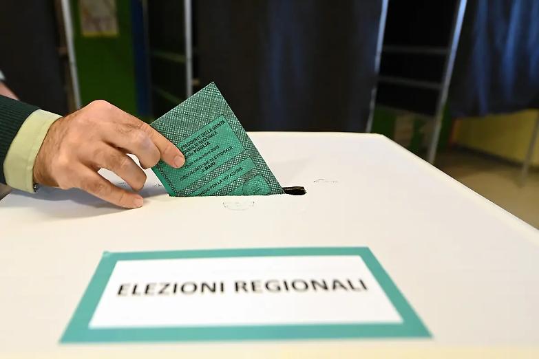 Non solo Rosatellum e Regionellum. Breve storia dei pastrocchi elettorali
