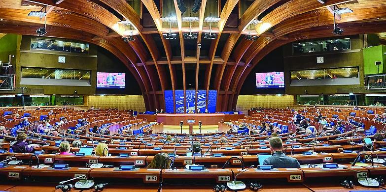 L&rsquo;Europa bacchetta l&rsquo;Italia: troppi suicidi e malati abbandonati